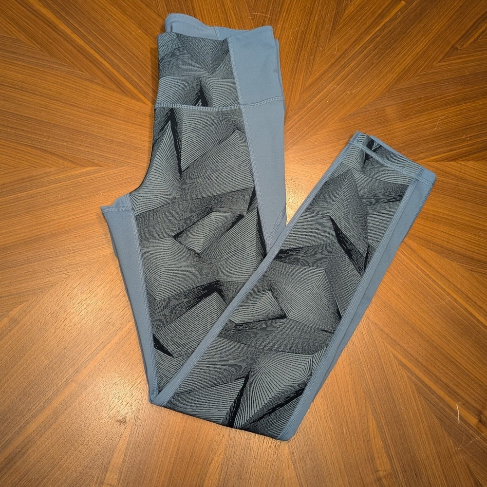 Under Armour Leggings Women Blue Excellent Geometric Prism HeatGear SM